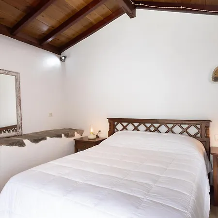 Eden Sagitta Alfa Retreat Nyaraló *